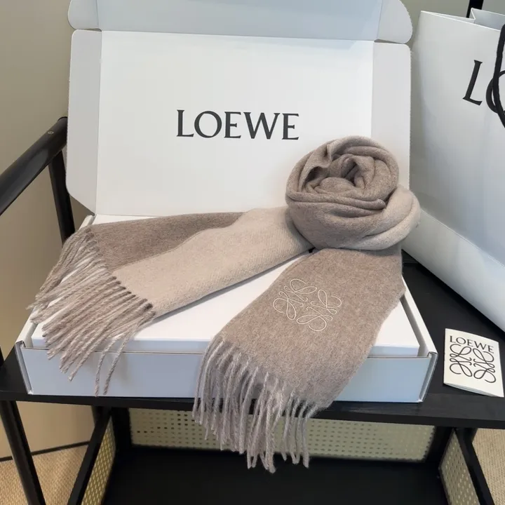 スーパーコピー ロエベ マフラー