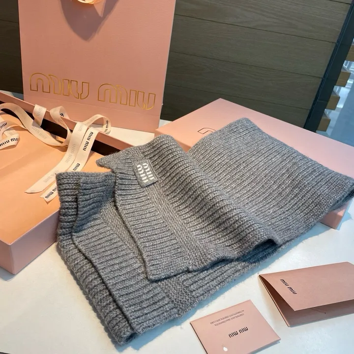 スーパーコピー フェンディ マフラー