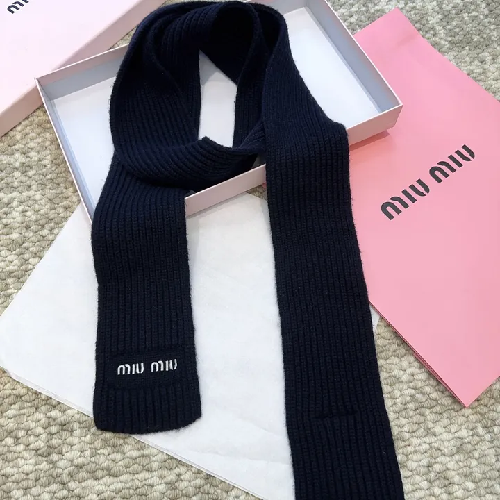 スーパーコピー フェンディ マフラー