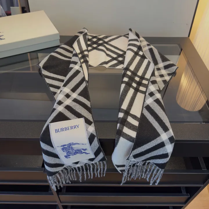 スーパーコピー バーバリー ス マフラー