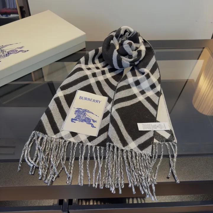 スーパーコピー バーバリー ス マフラー