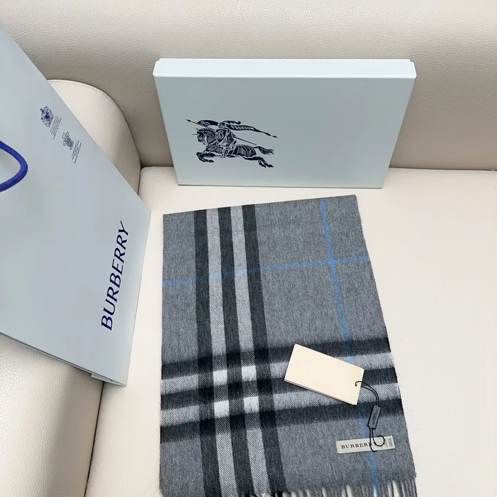 スーパーコピー バーバリー ス マフラー