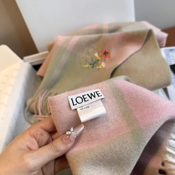 スーパーコピー ロエベ マフラー