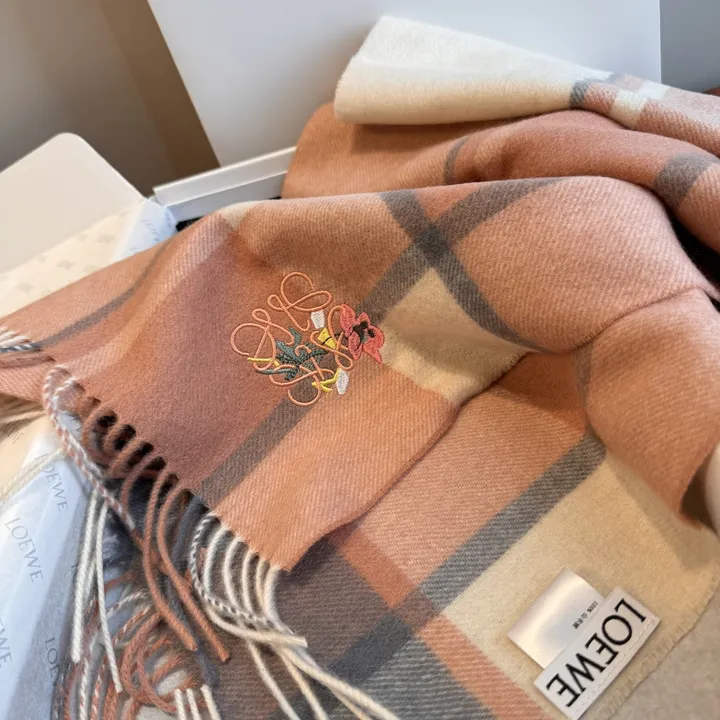 スーパーコピー ロエベ マフラー