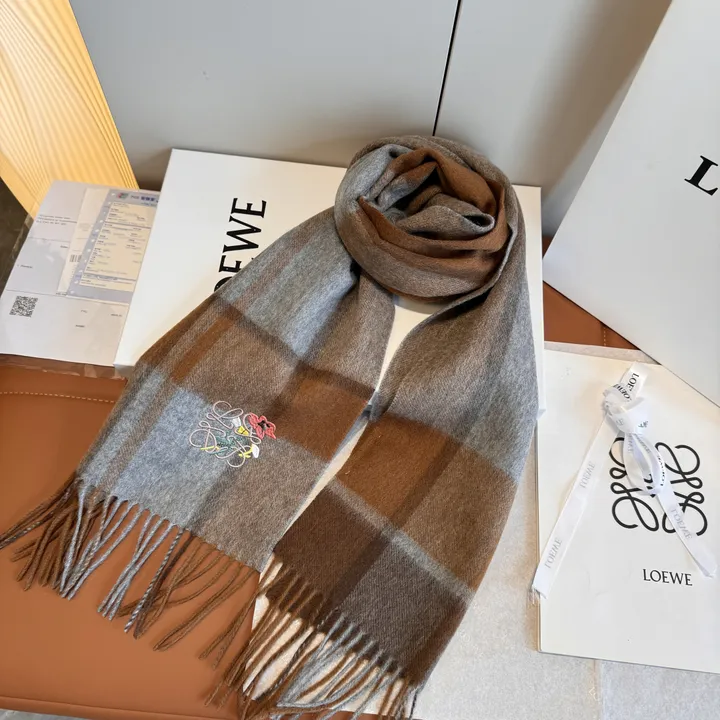 スーパーコピー ロエベ マフラー