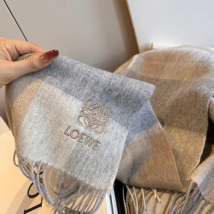 スーパーコピー ロエベ マフラー