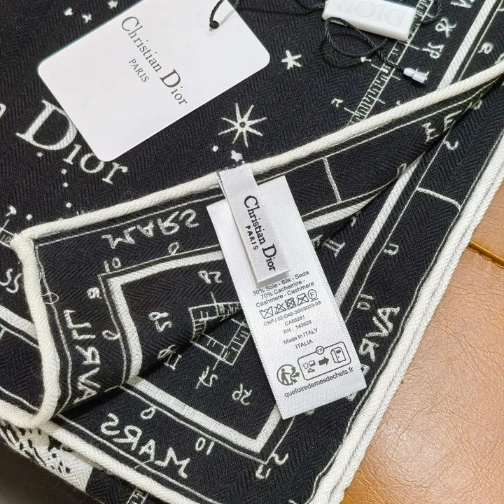 スーパーコピー ディオール マフラー