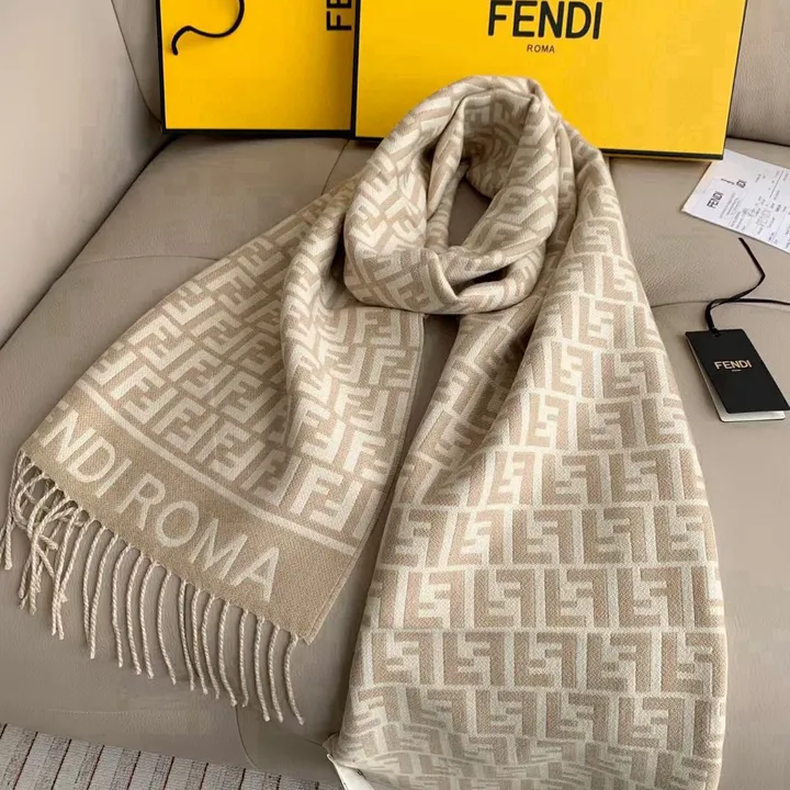 スーパーコピー フェンディ マフラー