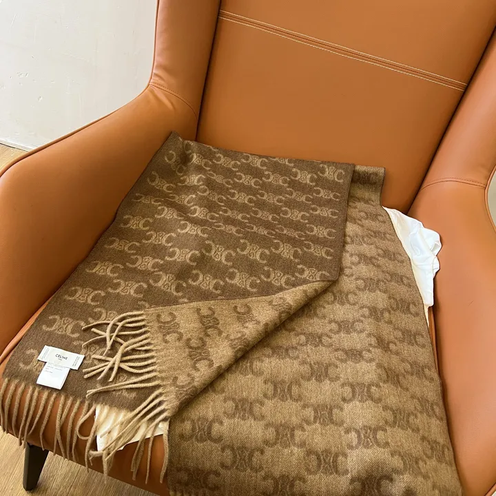 スーパーコピー セリーヌ マフラー