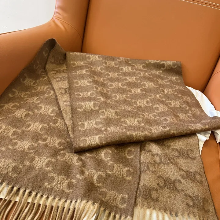 スーパーコピー セリーヌ マフラー