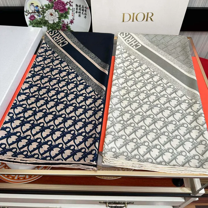 スーパーコピー ディオール マフラー