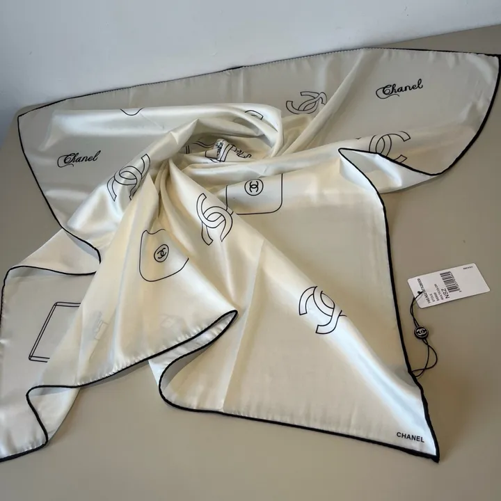 スーパーコピー シャネル マフラー