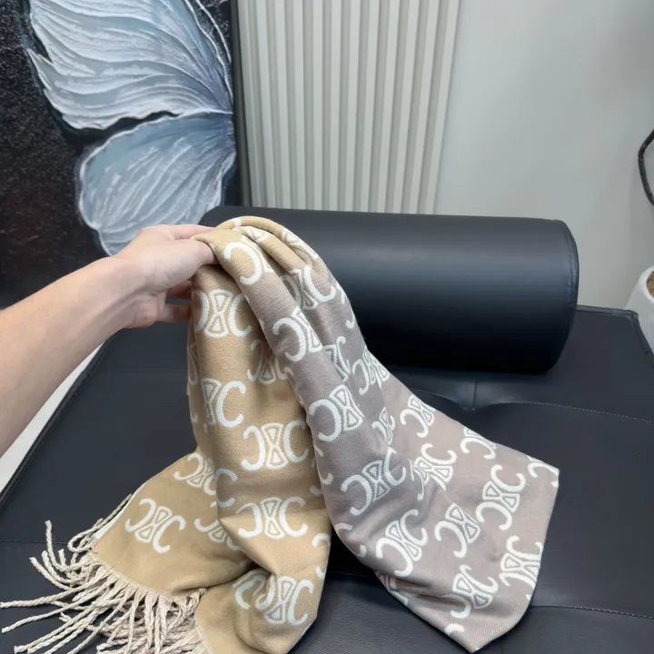 スーパーコピー ロエベ マフラー