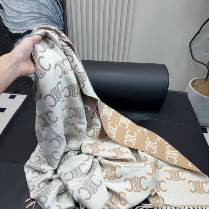 スーパーコピー ロエベ マフラー