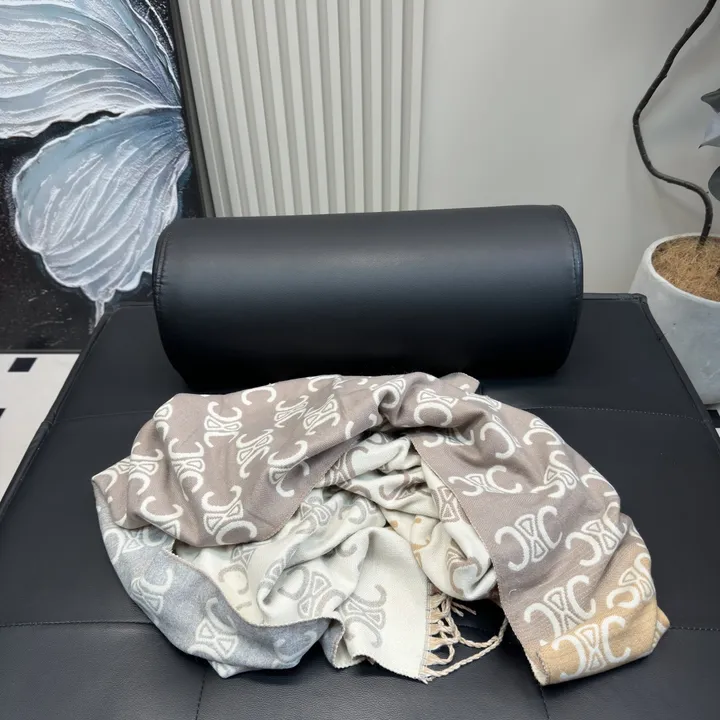 スーパーコピー ロエベ マフラー