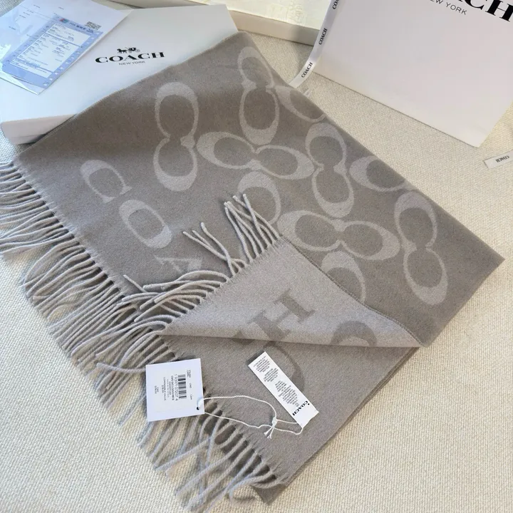 スーパーコピー コーチ マフラー