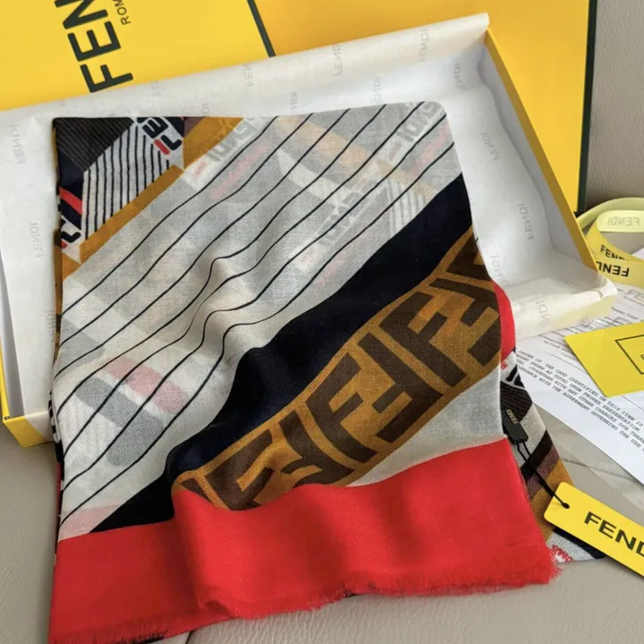 スーパーコピー フェンディ マフラー