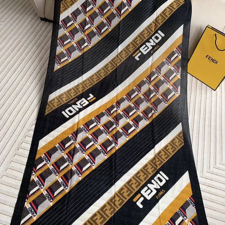 スーパーコピー フェンディ マフラー