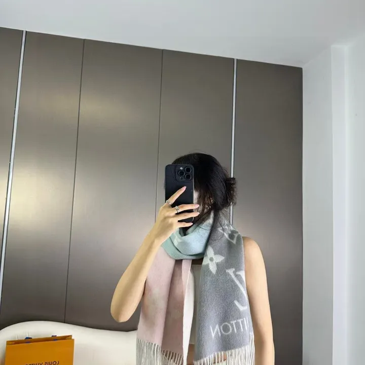 スーパーコピー ルイヴィトン マフラー