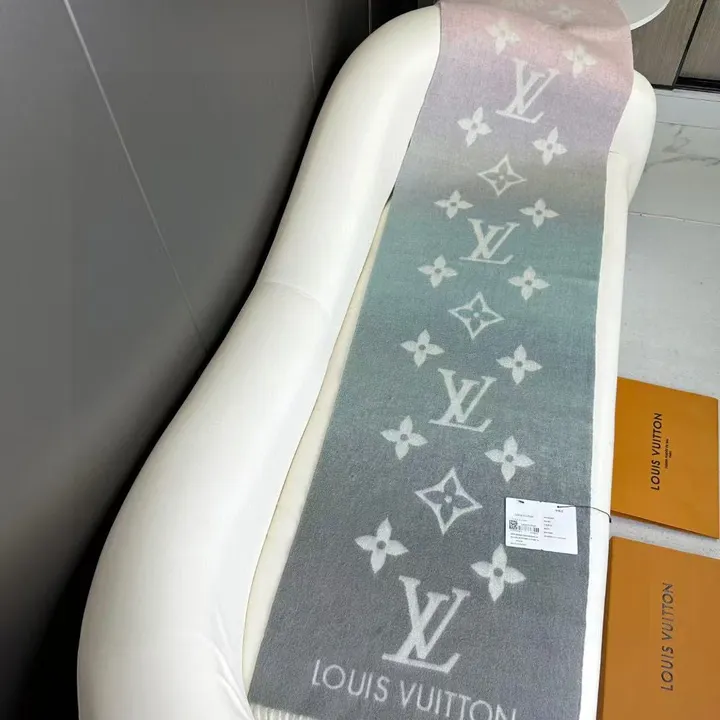 スーパーコピー ルイヴィトン マフラー