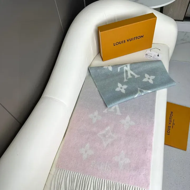 スーパーコピー ルイヴィトン マフラー