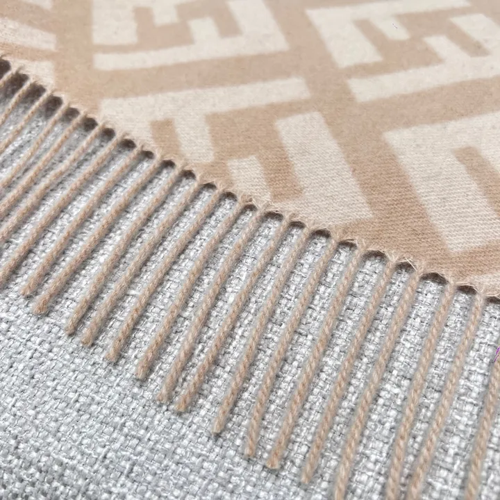 スーパーコピー フェンディ マフラー