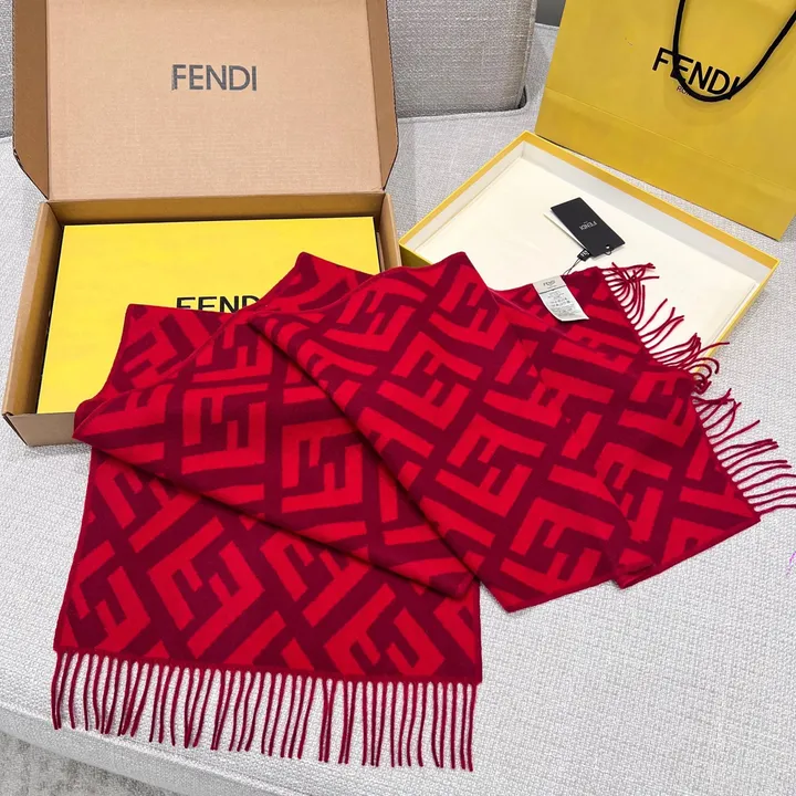 スーパーコピー フェンディ マフラー