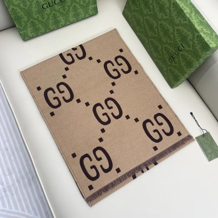 スーパーコピー グッチ マフラー