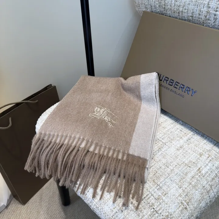 スーパーコピー バーバリー ス マフラー