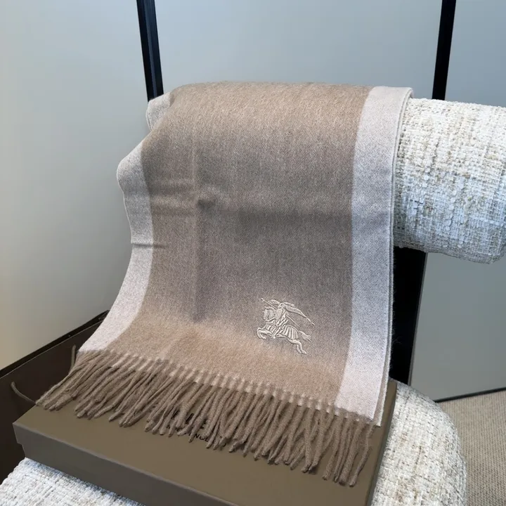 スーパーコピー バーバリー ス マフラー