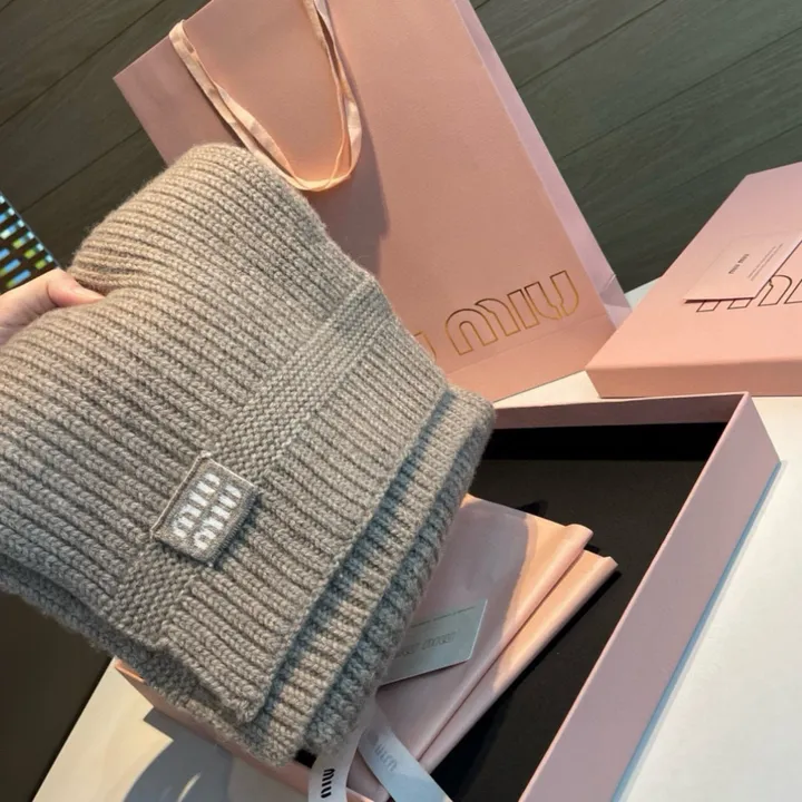 スーパーコピー フェンディ マフラー