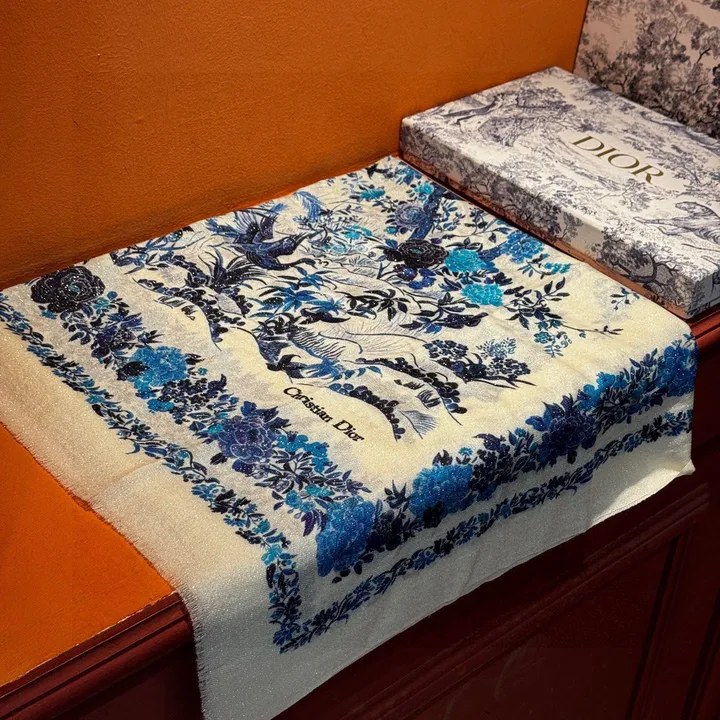 スーパーコピー ディオール マフラー