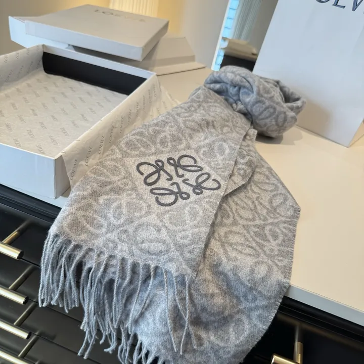 スーパーコピー ロエベ マフラー