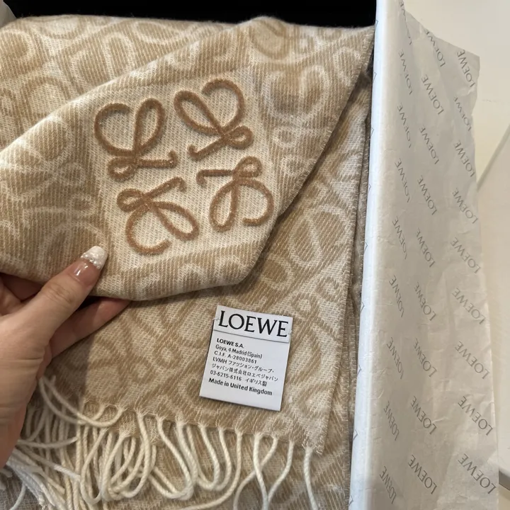 スーパーコピー ロエベ マフラー