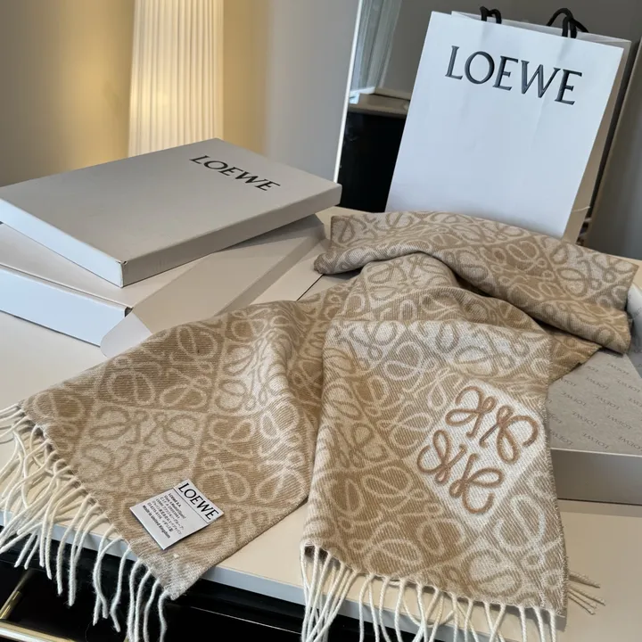 スーパーコピー ロエベ マフラー