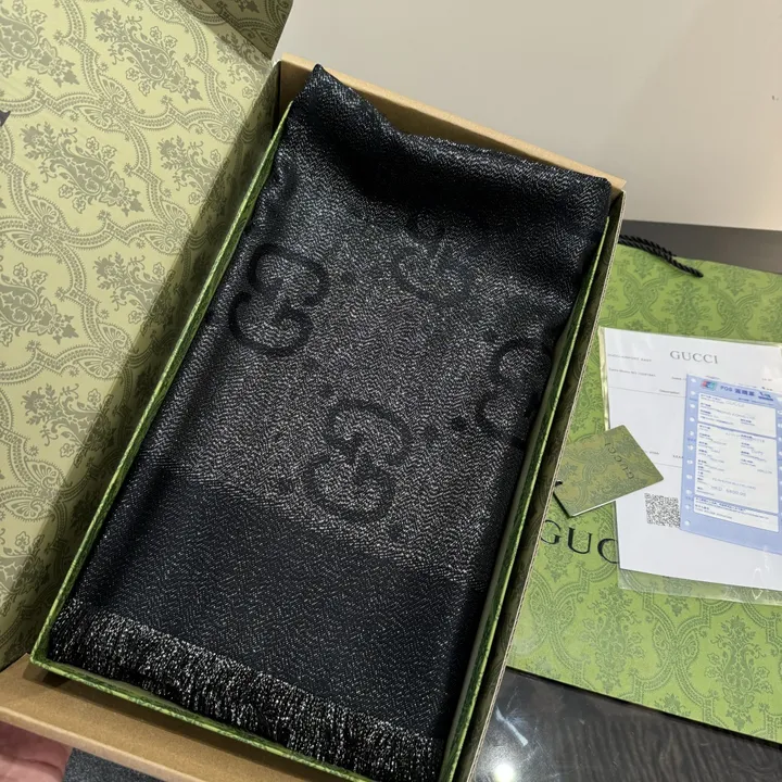 スーパーコピー グッチ マフラー