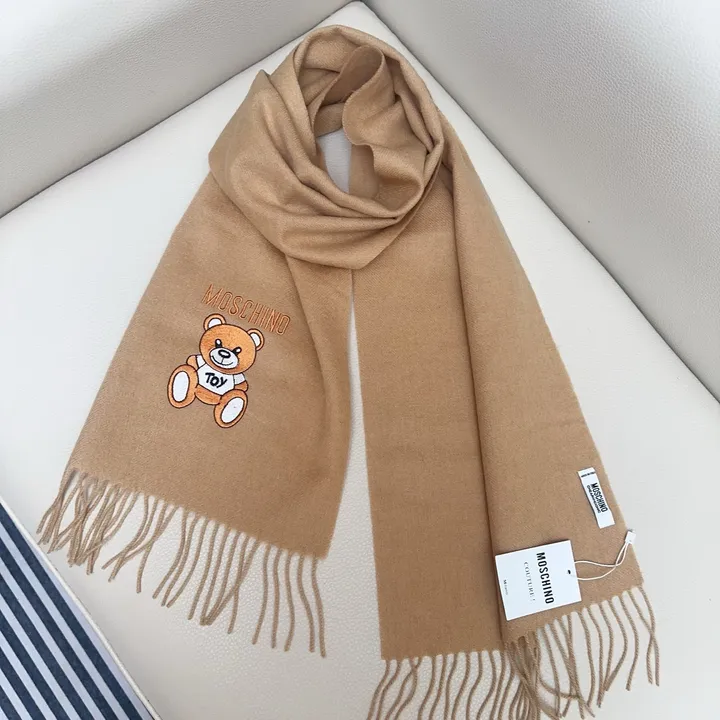 スーパーコピー モスキーノ マフラー