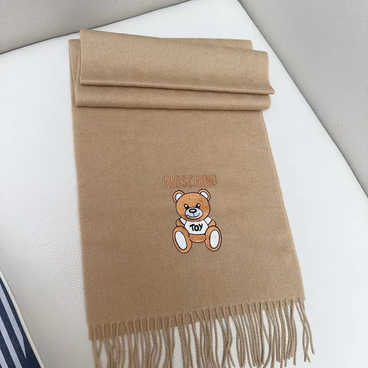 スーパーコピー モスキーノ マフラー