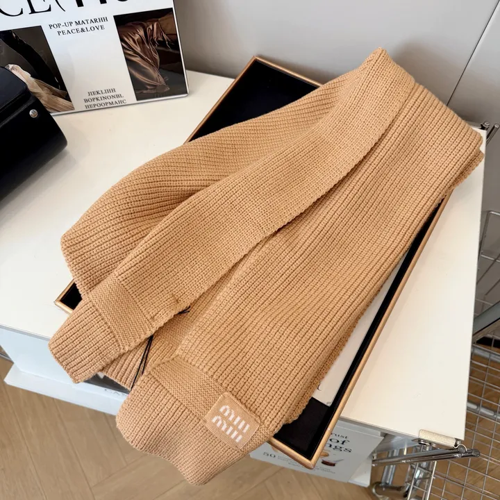 スーパーコピー フェンディ マフラー