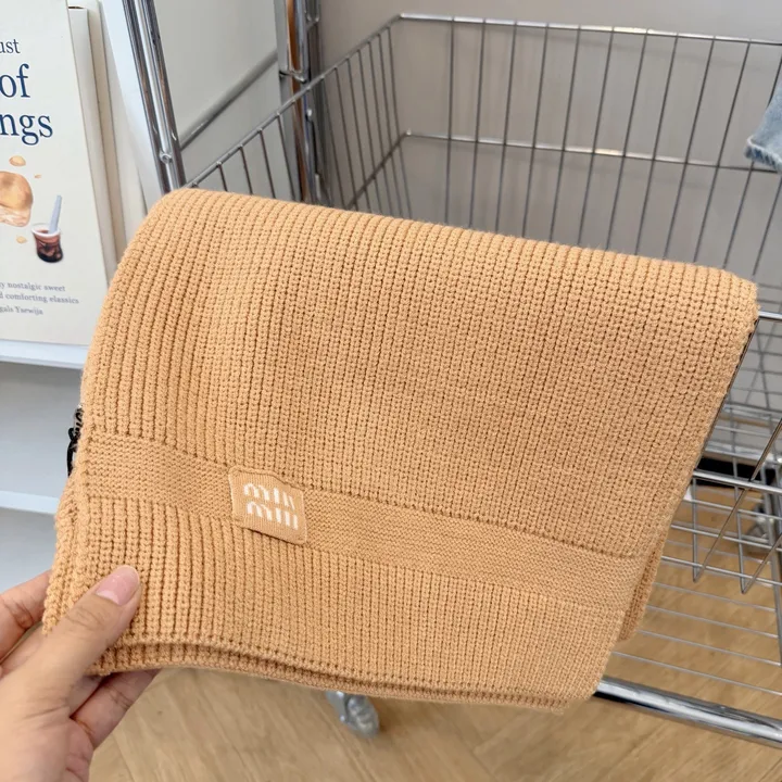 スーパーコピー フェンディ マフラー