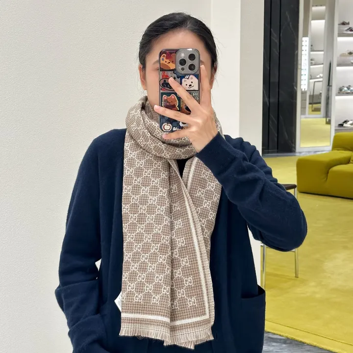 スーパーコピー グッチ マフラー