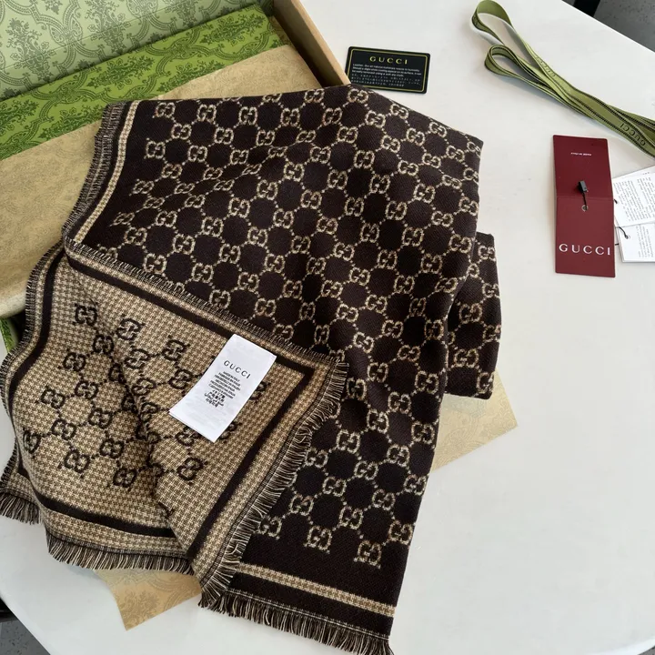 スーパーコピー グッチ マフラー