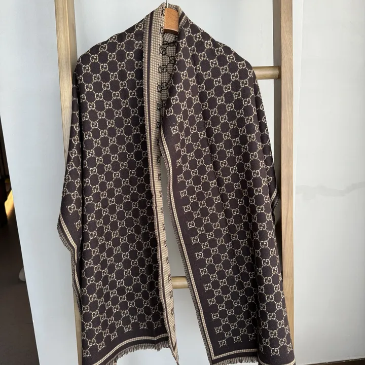 スーパーコピー グッチ マフラー