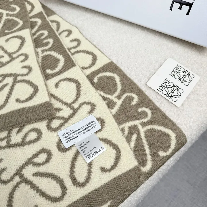 スーパーコピー ロエベ マフラー