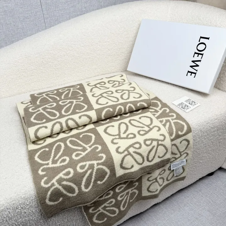 スーパーコピー ロエベ マフラー