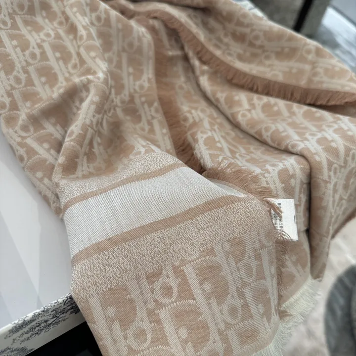 スーパーコピー ディオール マフラー