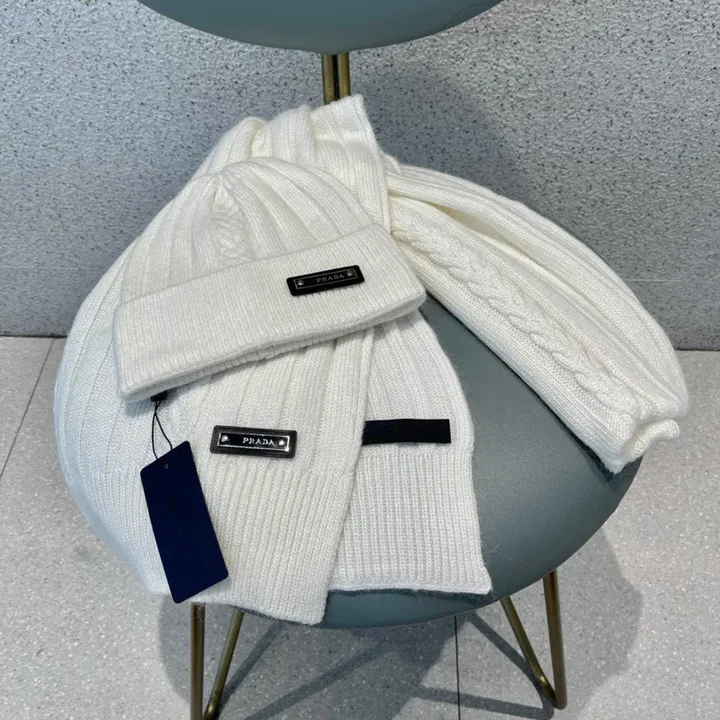 スーパーコピー プラダ マフラー