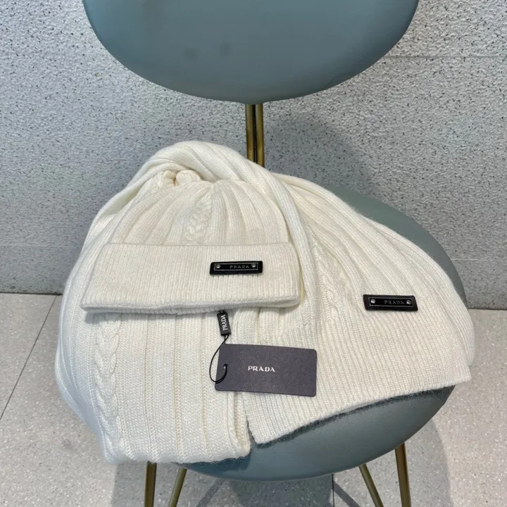 スーパーコピー プラダ マフラー