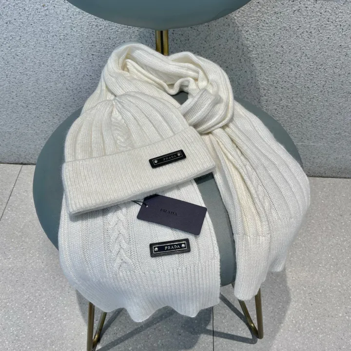 スーパーコピー プラダ マフラー