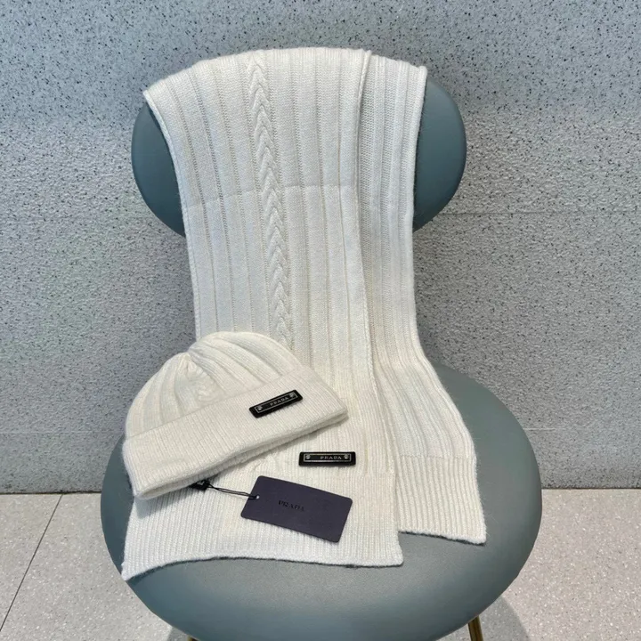 スーパーコピー プラダ マフラー